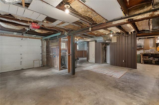 13201 E 39th Street S, Independence, MO 64055