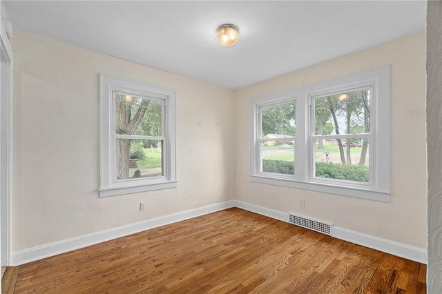13201 E 39th Street S, Independence, MO 64055