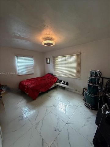 2300 SW 43rd Avenue, Fort Lauderdale, FL 33317