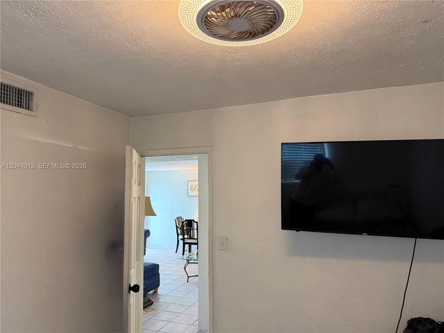2300 SW 43rd Avenue, Fort Lauderdale, FL 33317