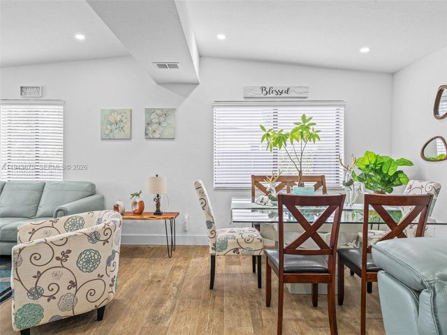 11415 SW 56th St, Miami, FL 33165