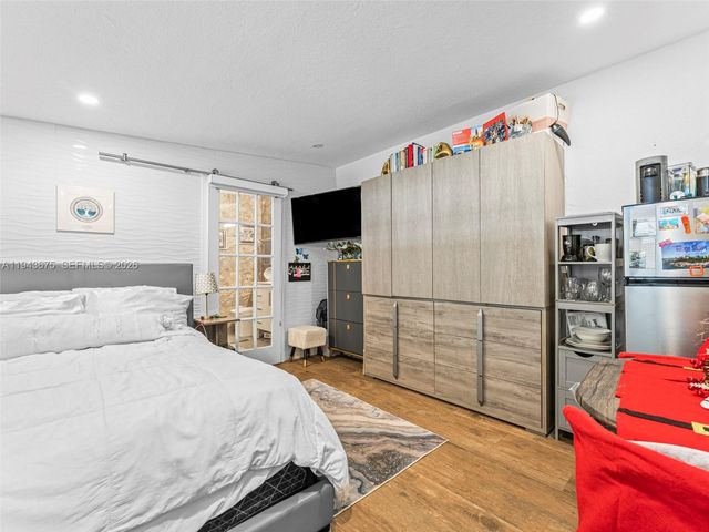 11415 SW 56th St, Miami, FL 33165