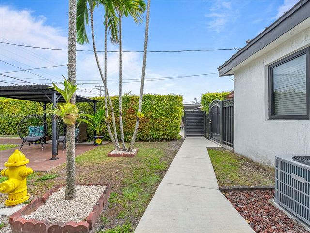 11415 SW 56th St, Miami, FL 33165