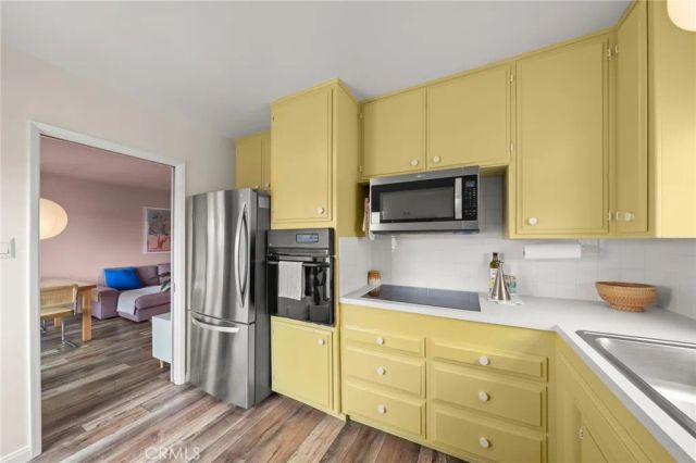 528 Cedar 3A, Long Beach, CA 90802