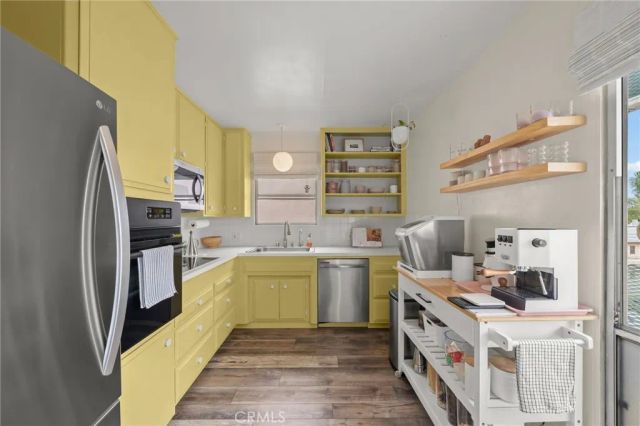 528 Cedar 3A, Long Beach, CA 90802