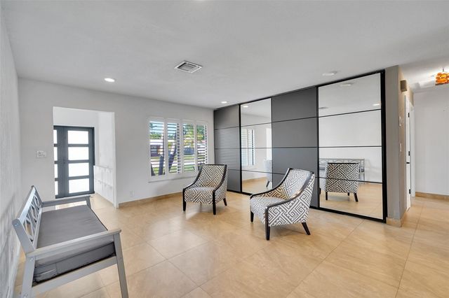 1736 NW 38th Street, Oakland Park, FL 33309