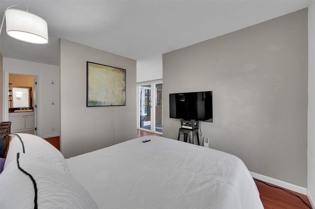 1736 NW 38th Street, Oakland Park, FL 33309