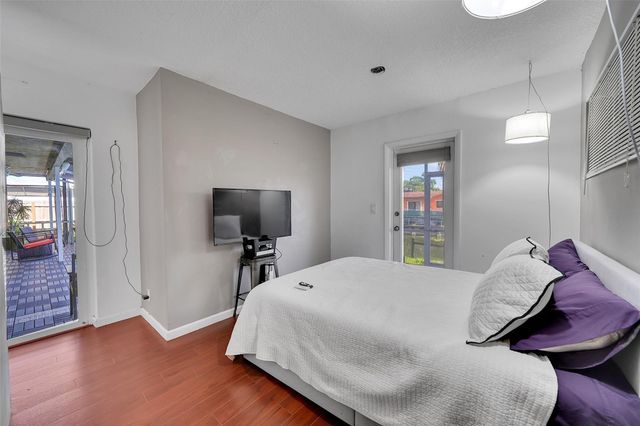 1736 NW 38th Street, Oakland Park, FL 33309