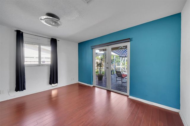 1736 NW 38th Street, Oakland Park, FL 33309