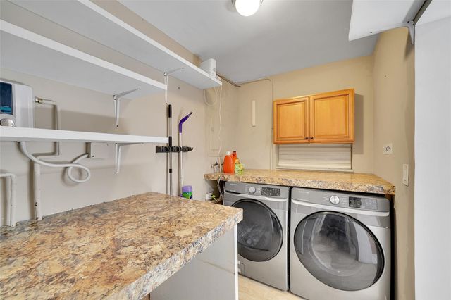 1736 NW 38th Street, Oakland Park, FL 33309