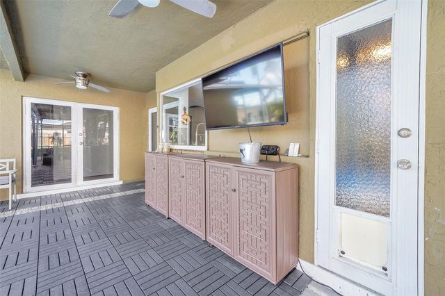 1736 NW 38th Street, Oakland Park, FL 33309