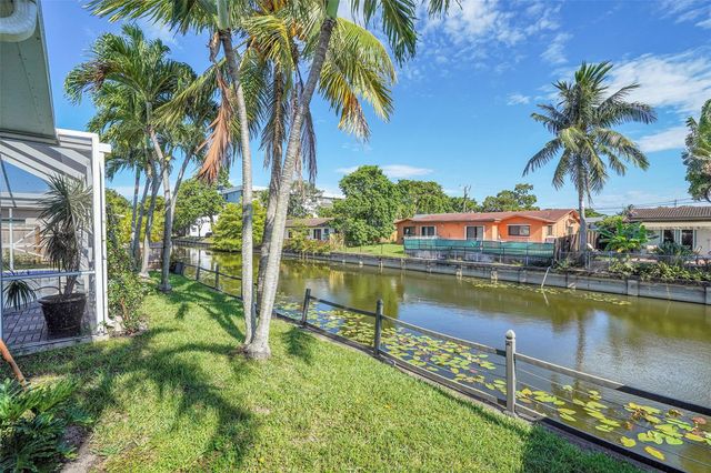 1736 NW 38th Street, Oakland Park, FL 33309