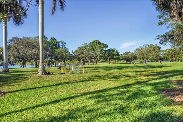 1736 NW 38th Street, Oakland Park, FL 33309