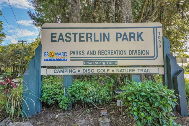 1736 NW 38th Street, Oakland Park, FL 33309