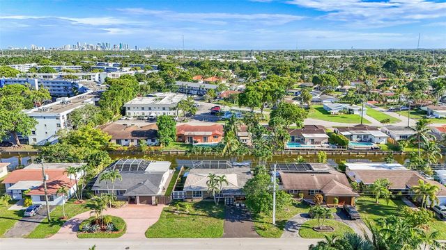 1736 NW 38th Street, Oakland Park, FL 33309