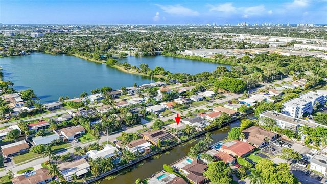 1736 NW 38th Street, Oakland Park, FL 33309