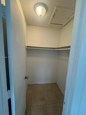 1480 NW 19th Ct 1-2, Fort Lauderdale, FL 33311