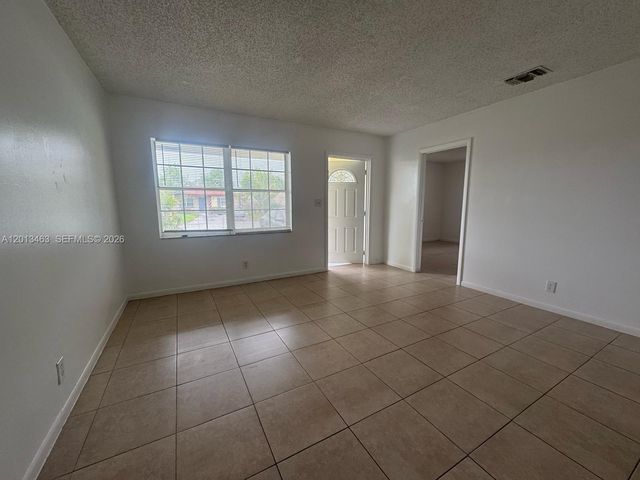 1480 NW 19th Ct 1-2, Fort Lauderdale, FL 33311