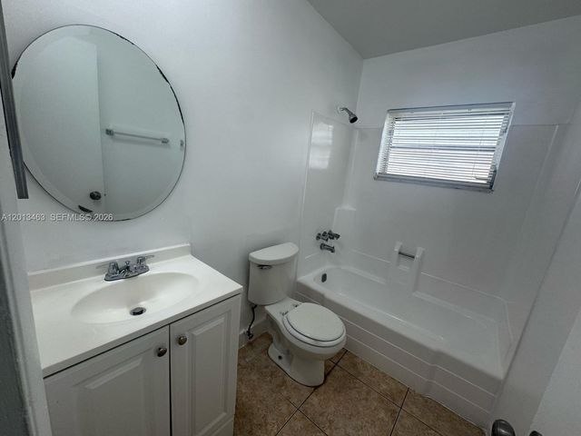 1480 NW 19th Ct 1-2, Fort Lauderdale, FL 33311