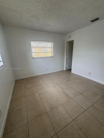1480 NW 19th Ct 1-2, Fort Lauderdale, FL 33311