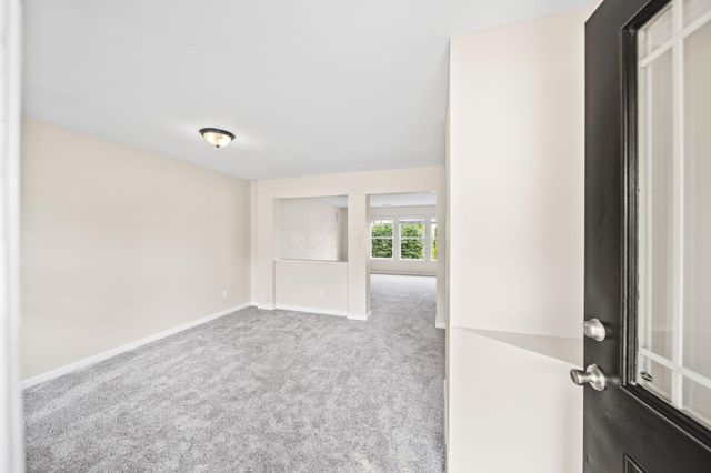 3949 Winding Path Drive, Canal Winchester, OH 43110