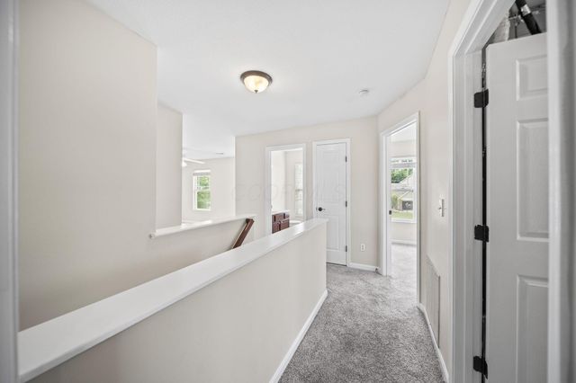 3949 Winding Path Drive, Canal Winchester, OH 43110