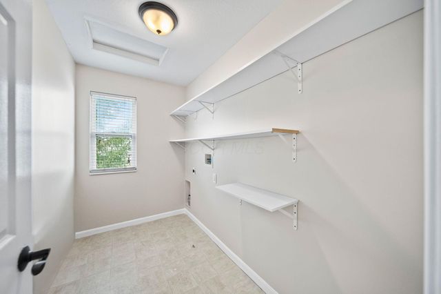 3949 Winding Path Drive, Canal Winchester, OH 43110