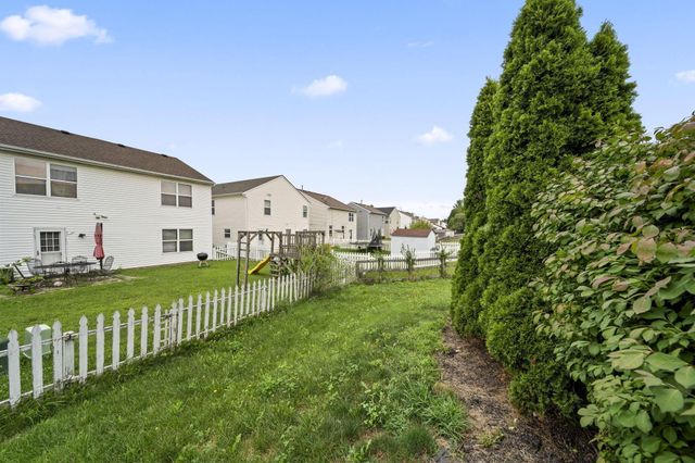 3949 Winding Path Drive, Canal Winchester, OH 43110