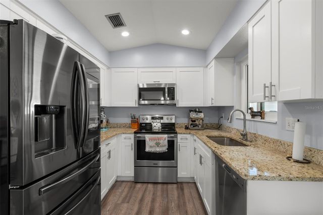 9015 108TH AVENUE, Seminole, FL 33777