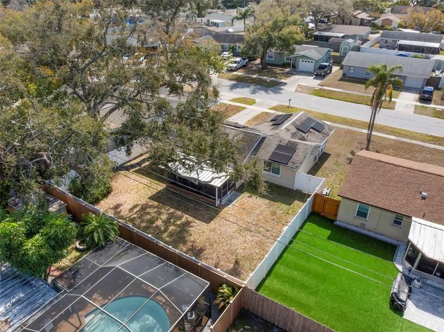 9015 108TH AVENUE, Seminole, FL 33777