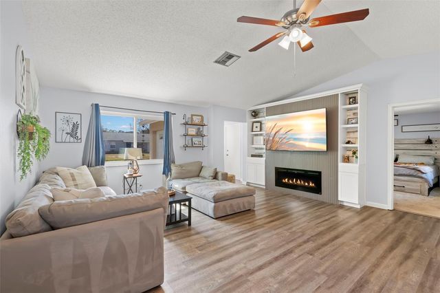 9015 108TH AVENUE, Seminole, FL 33777