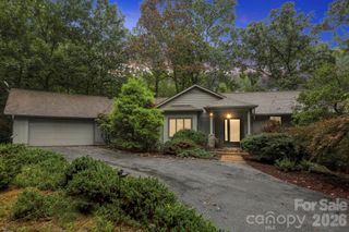 9 Laurel Forest Drive, Horse Shoe, NC 28742