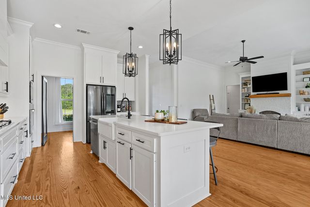 109 Landry Drive, Brandon, MS 39047