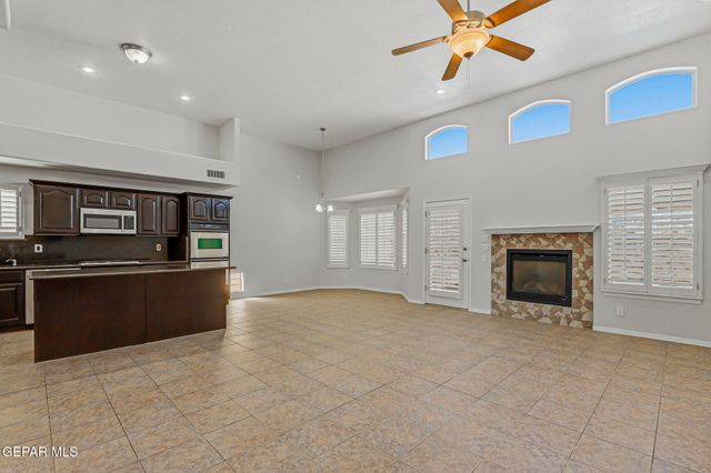 13445 EMERALD CREEK Drive, Horizon City, TX 79928