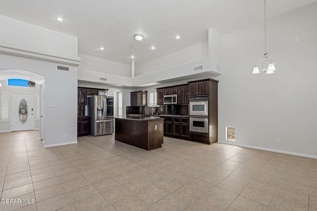 13445 EMERALD CREEK Drive, Horizon City, TX 79928