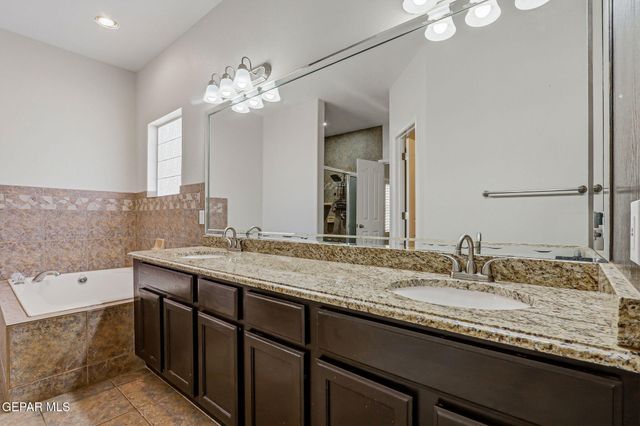 13445 EMERALD CREEK Drive, Horizon City, TX 79928