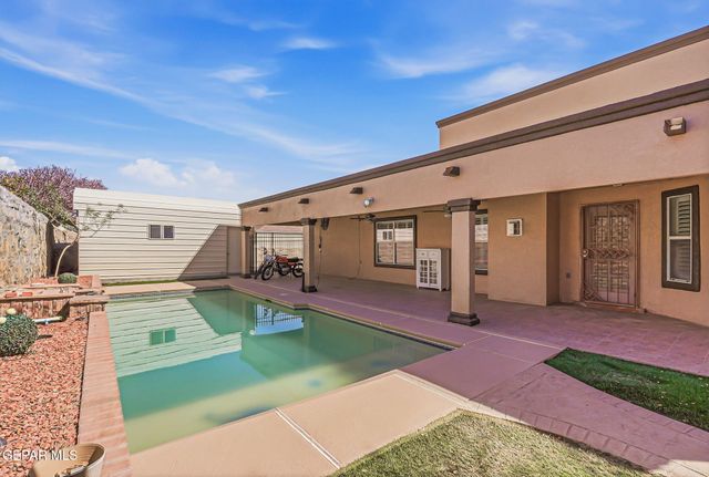 13445 EMERALD CREEK Drive, Horizon City, TX 79928