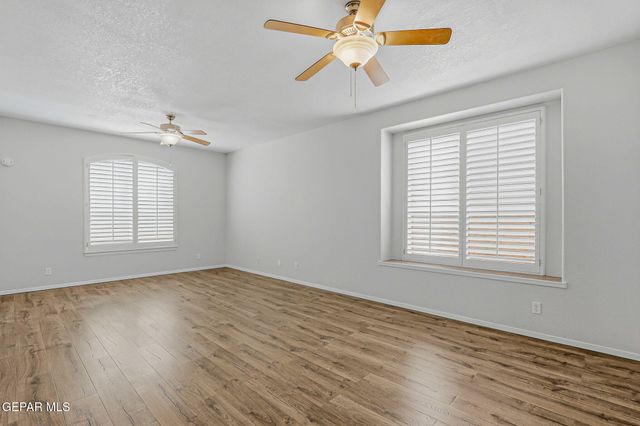 13445 EMERALD CREEK Drive, Horizon City, TX 79928