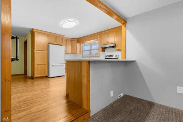 6742 E County Road 900 N, Seymour, IN 47274