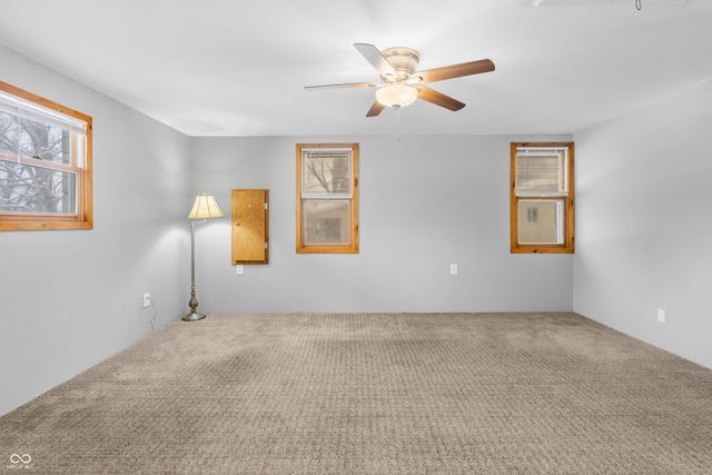 6742 E County Road 900 N, Seymour, IN 47274