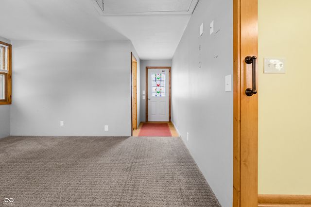 6742 E County Road 900 N, Seymour, IN 47274
