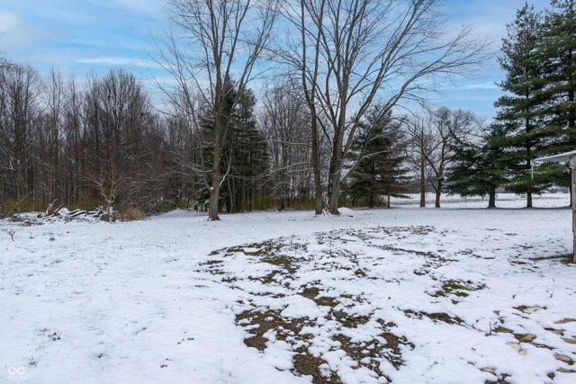 6742 E County Road 900 N, Seymour, IN 47274
