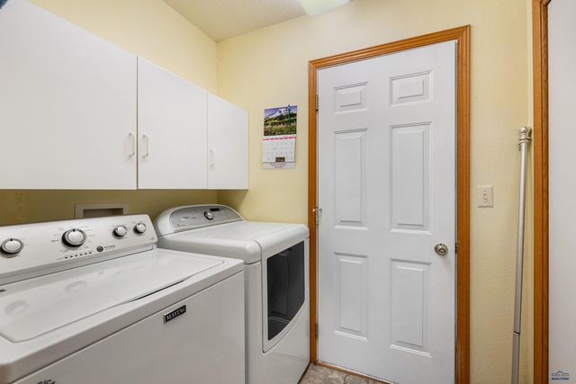 3713 PARK DR, Rapid City, SD 57702