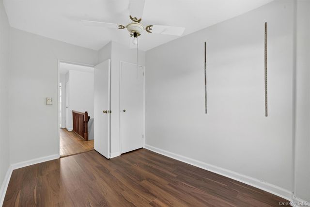 1124 E 213th Street, Bronx, NY 10469