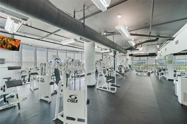 2101 BRICKELL 410, Miami, FL 33131