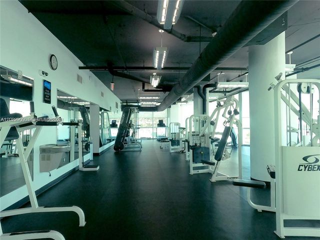 2101 BRICKELL 410, Miami, FL 33131