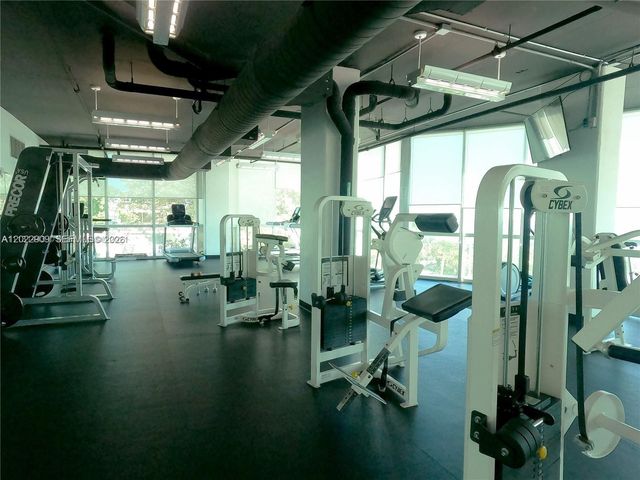 2101 BRICKELL 410, Miami, FL 33131