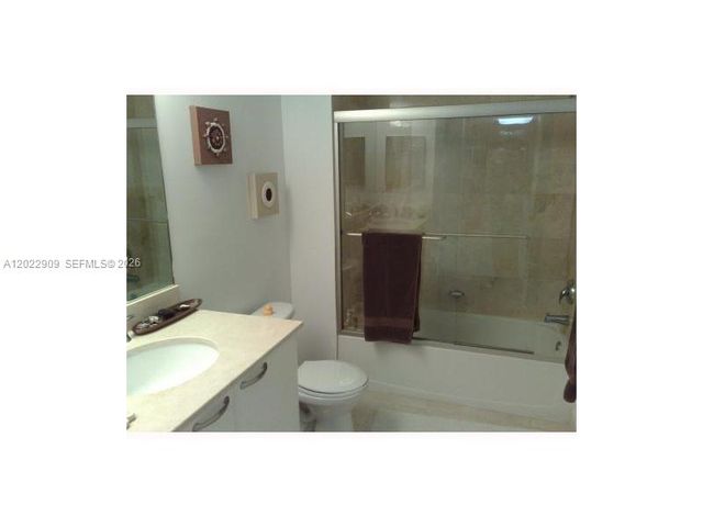 2101 BRICKELL 410, Miami, FL 33131