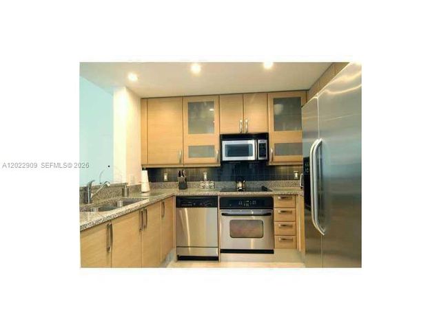 2101 BRICKELL 410, Miami, FL 33131
