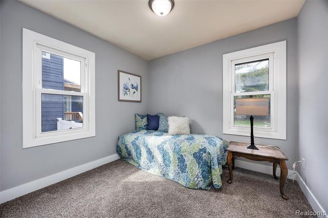 17108 Arlington Avenue, Allen Park, MI 48101